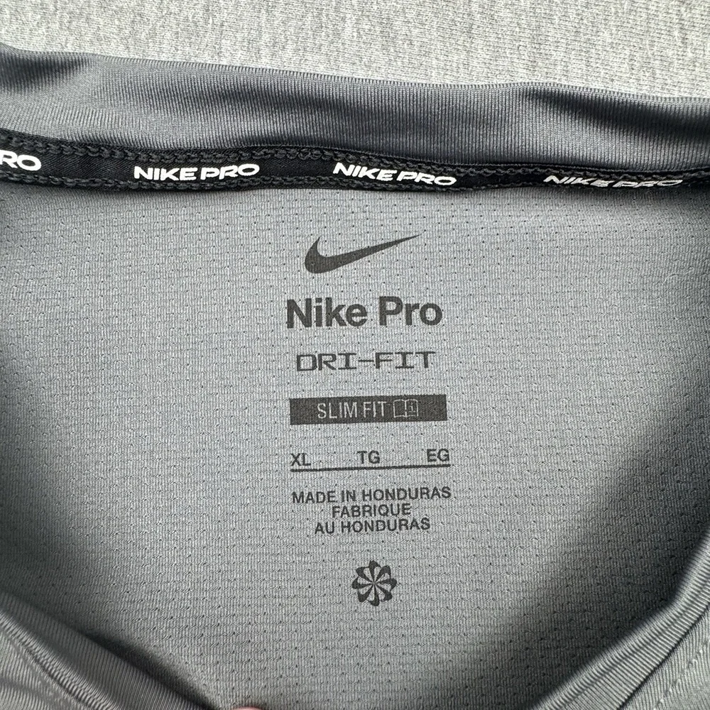 Nike Pro Dri-Fit Shirt Mens XL Gray‎ Stretch Short Sleeve Slim Fit Crew Neck